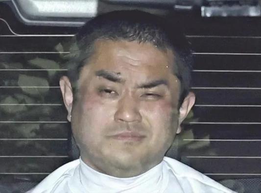 一片红配资 日本地铁随机砍人43岁嫌犯自述：父母过度逼迫致其拒绝上学，特意选东京大学附近作案